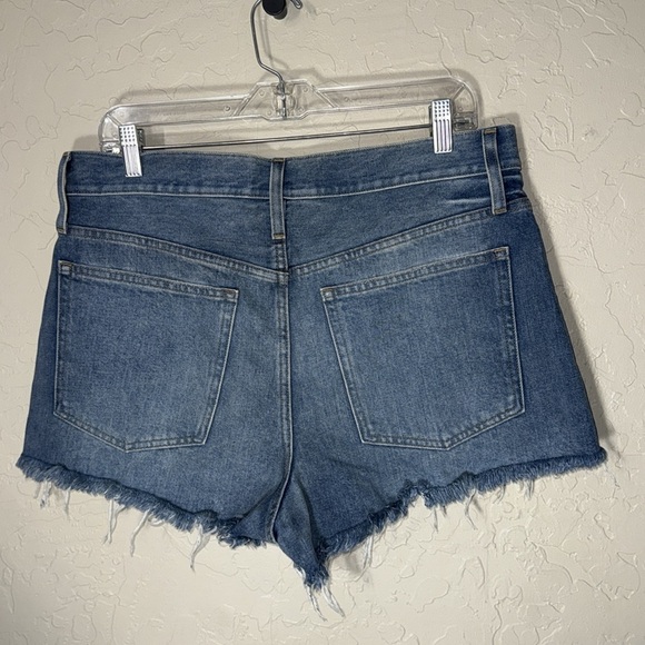 J. Crew relaxed short. Denim shorts size 30 - Picture 4 of 8